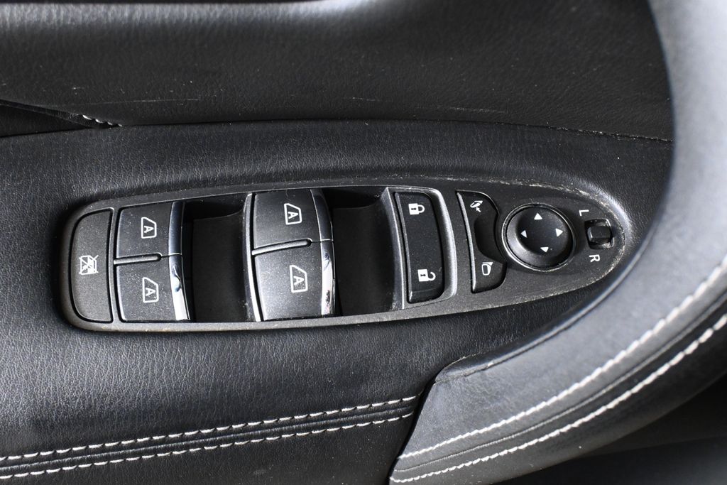 Thumbnail: 2018 INFINITI QX80 - 28