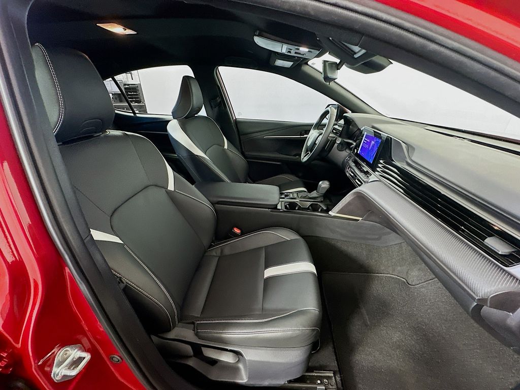 Thumbnail: 2025 Toyota Camry - 28