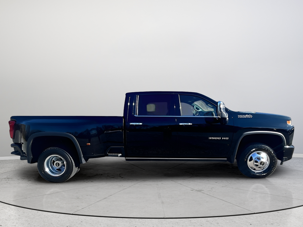 Used 2023 Chevrolet Silverado 3500HD High Country 4D Crew Cab