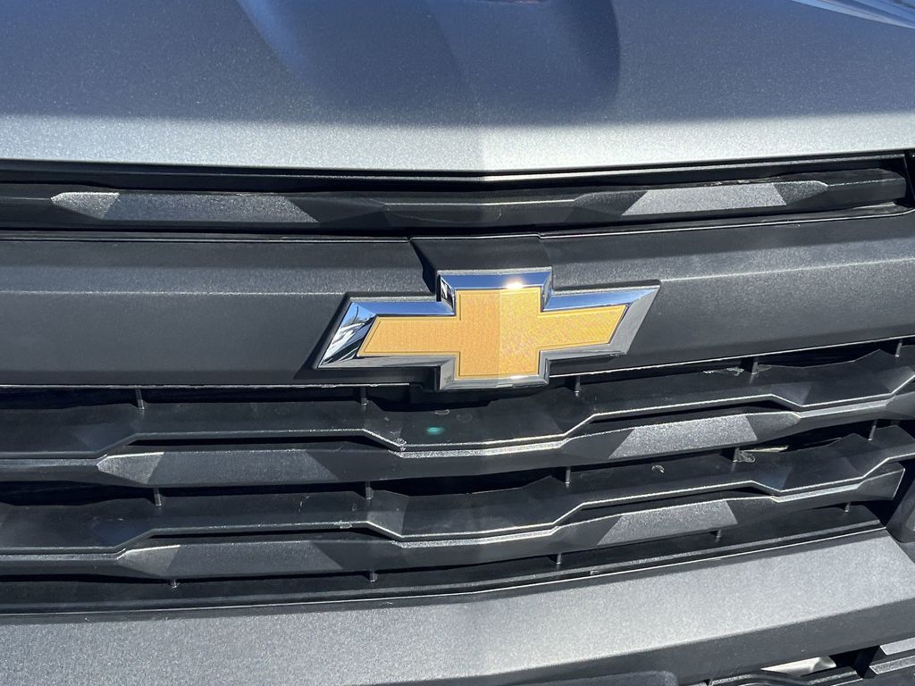2024 Chevrolet Colorado Work Truck photo