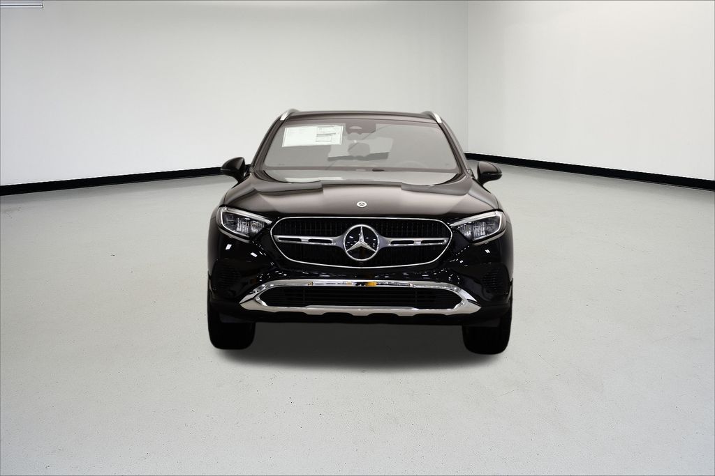 Thumbnail: 2025 Mercedes-Benz GLC - 8