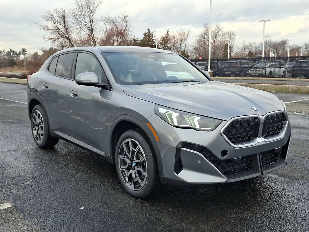 2025 BMW X2 xDrive28i 2