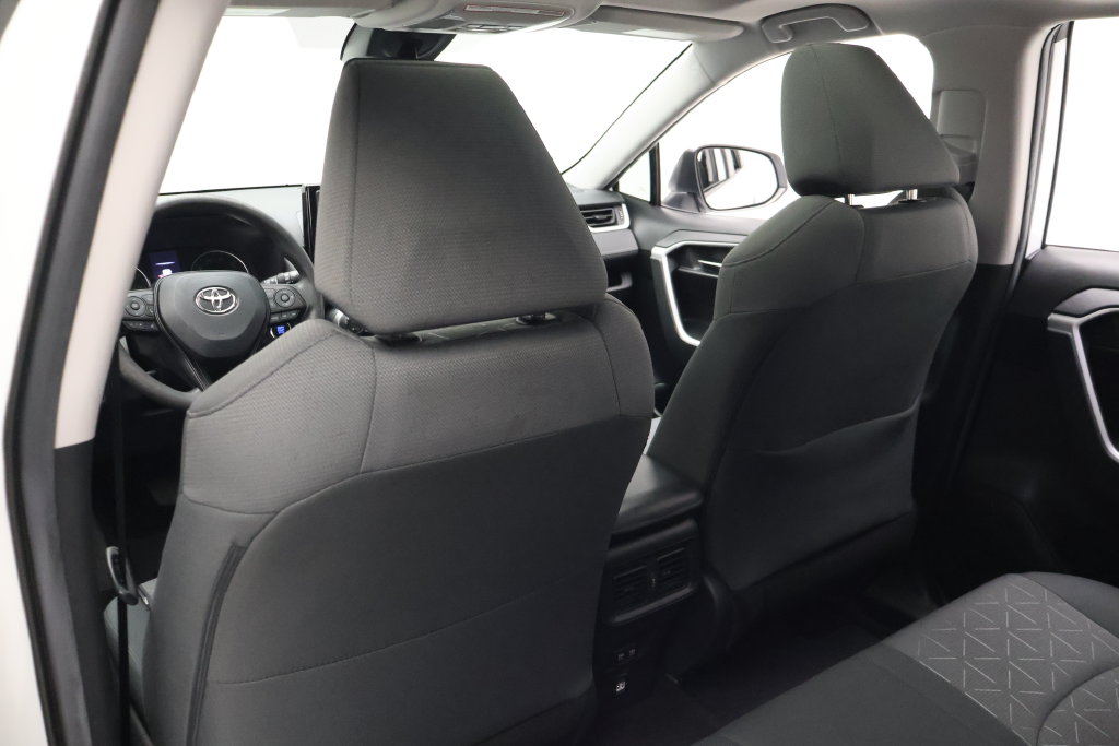 Thumbnail: 2020 Toyota RAV4 - 20