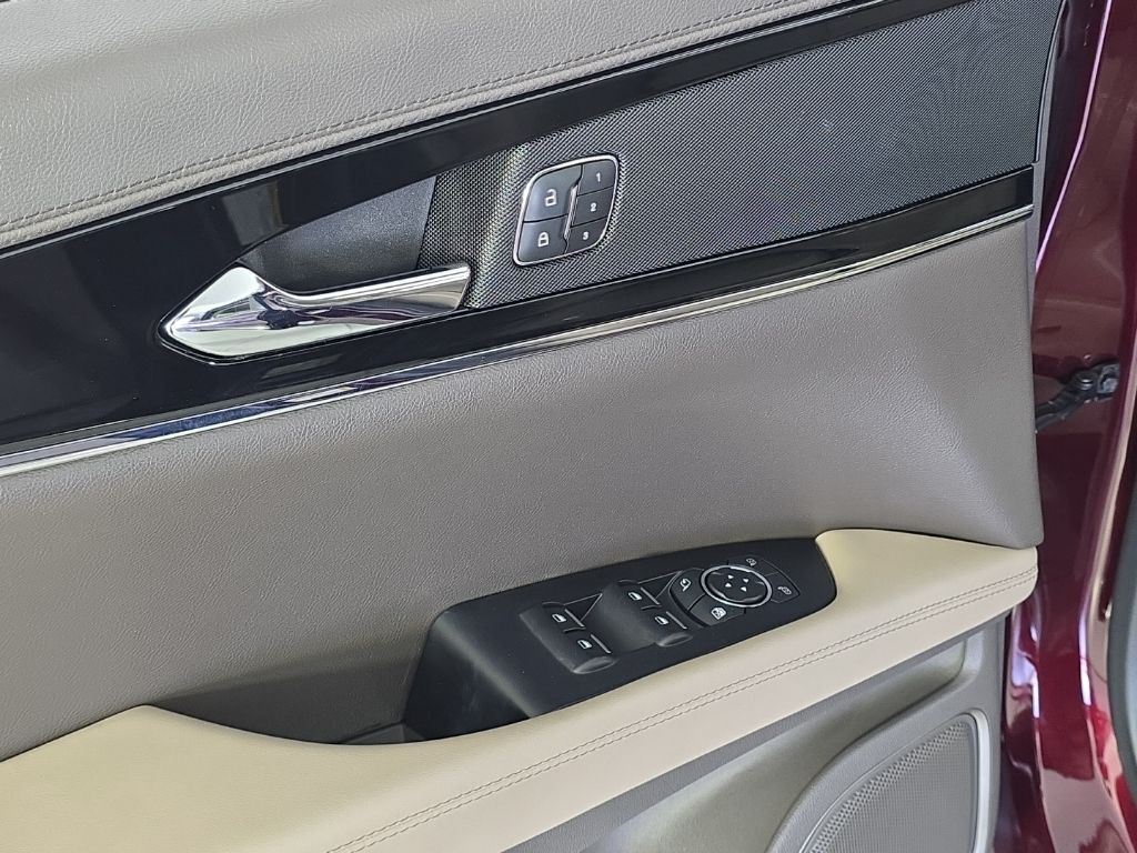 Thumbnail: 2022 Lincoln Nautilus - 12