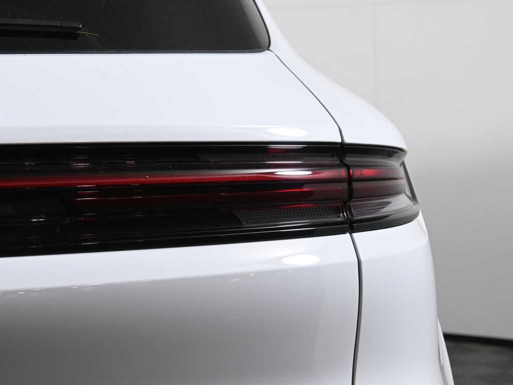 Thumbnail: 2026 Porsche Cayenne - 13