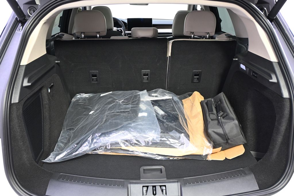 New 2026 White Lincoln Reserve image 19