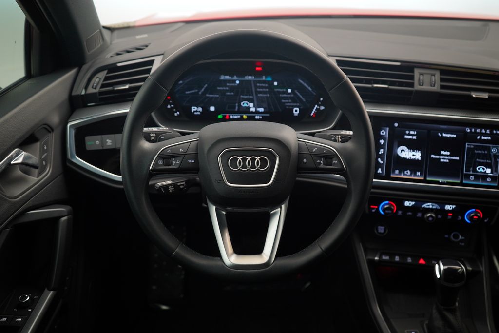 Thumbnail: 2023 Audi Q3 - 9