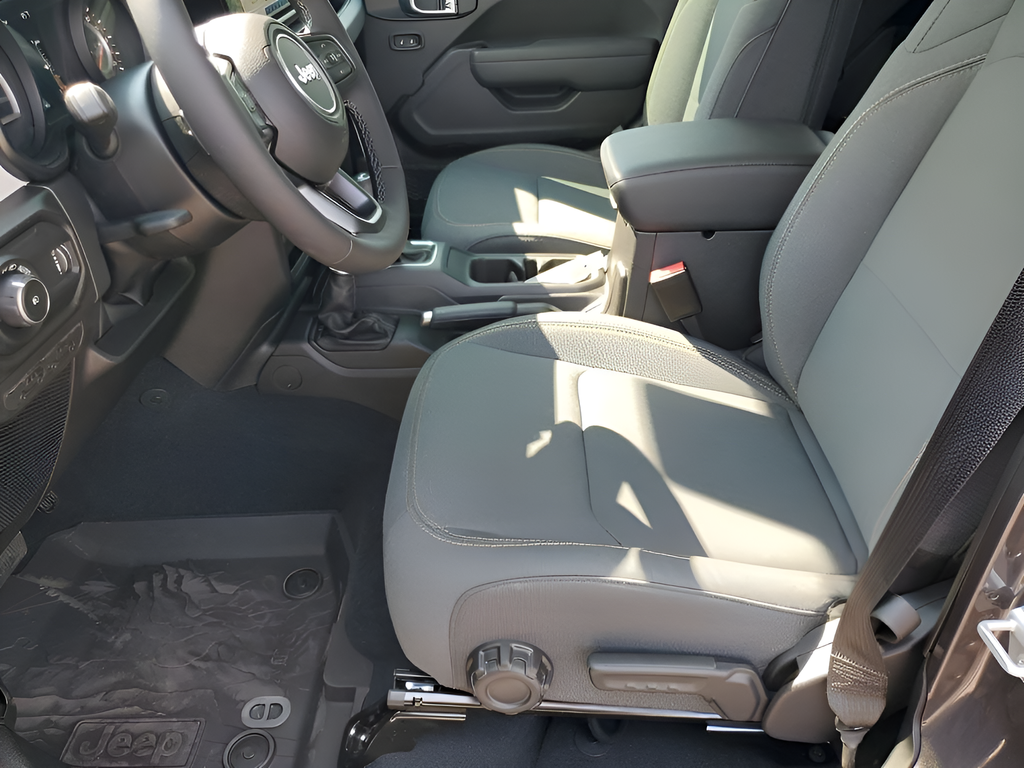 New Car 2025 Jeep Wrangler  For Sale Under $50,000 In Austin, Texas