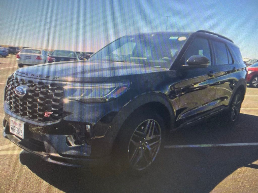 Black Metallic 2025 Ford Explorer SUV / Crossover All-Wheel Drive Automatic