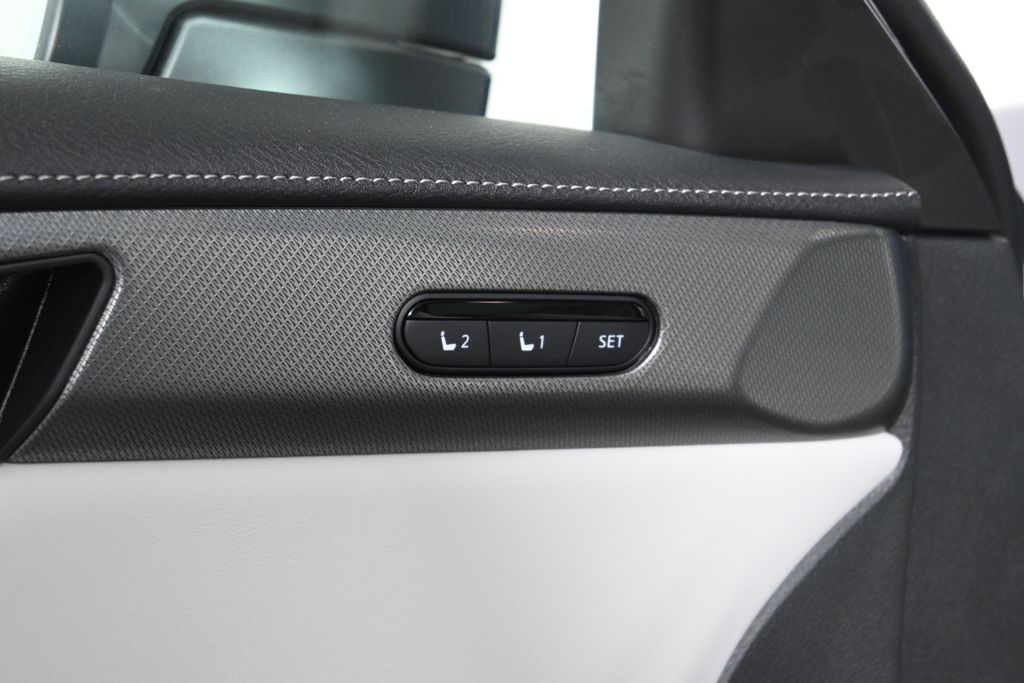 Thumbnail: 2026 INFINITI QX60 - 24