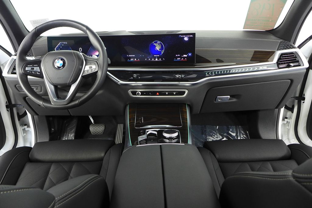 Thumbnail: 2026 BMW X5 - 25