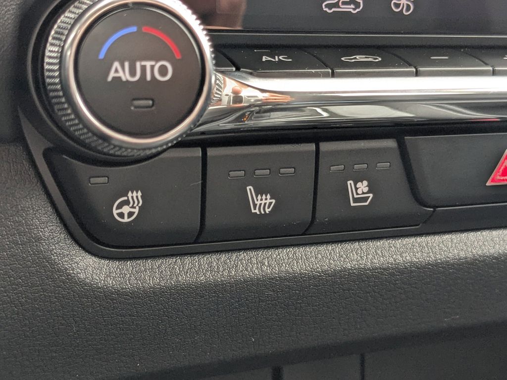 2026 Mazda CX-50 Hybrid Premium Plus