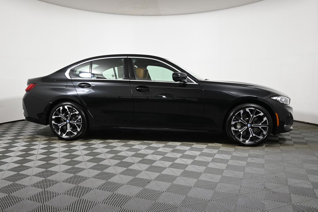 Thumbnail: 2026 BMW 3 Series - 8