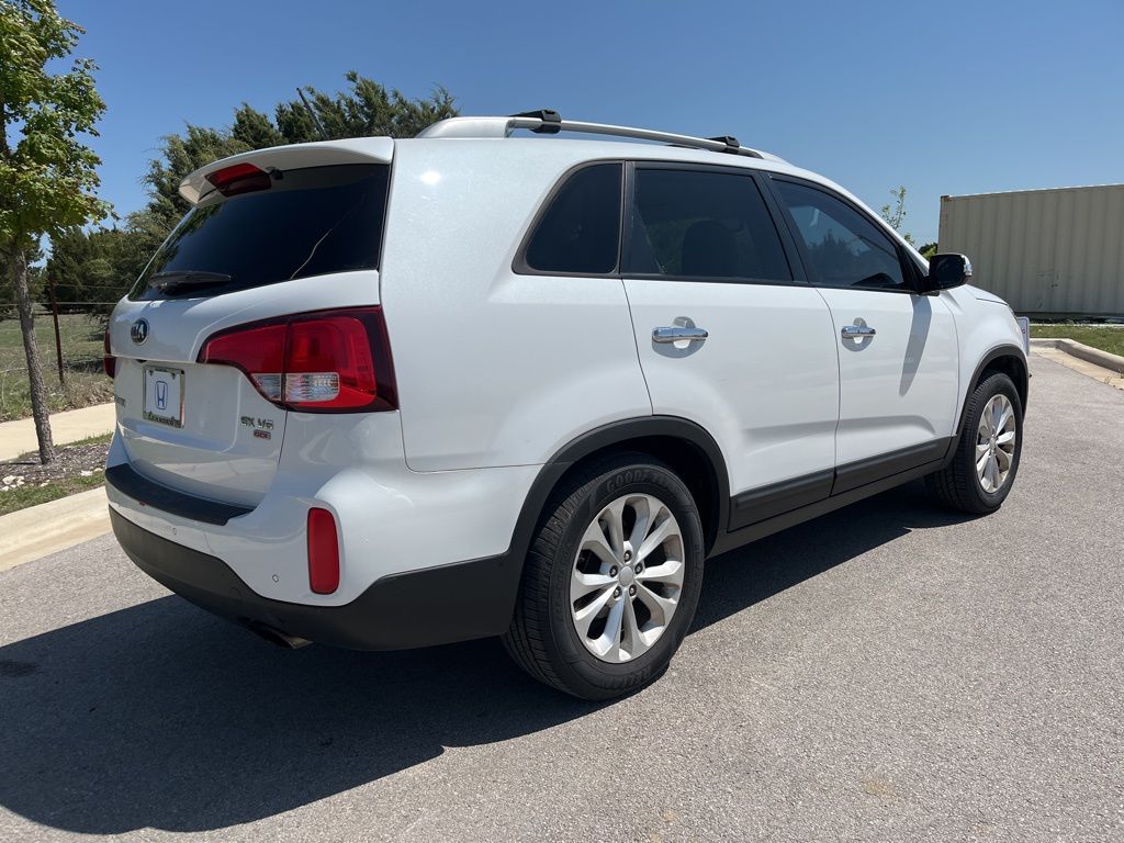 2014 Kia Sorento EX 4