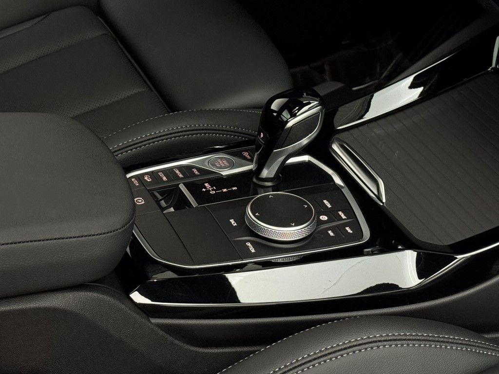 2023 BMW X3 xDrive30i 16