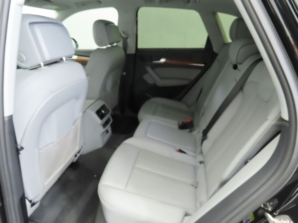 2022 Audi Q5 e Prestige 22