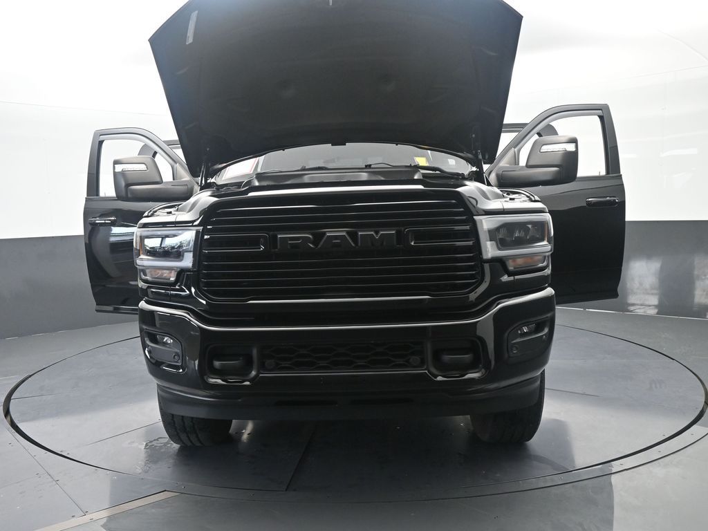 Used 2024 Diamond Black Crystal Pearlcoat Ram Laramie image 77