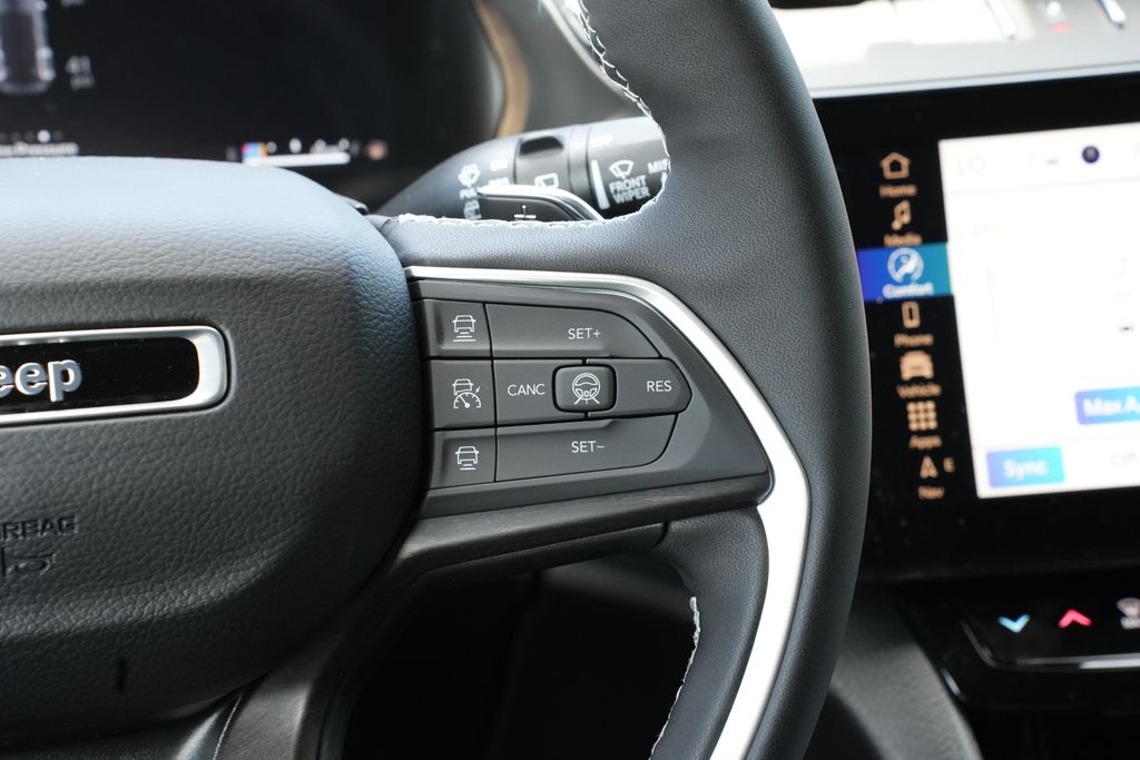 2026 Jeep Grand Cherokee Altitude - 6