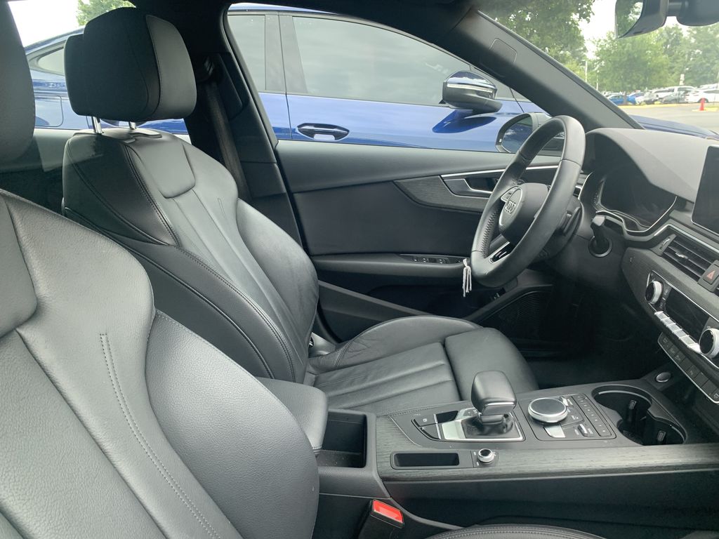 Thumbnail: 2018 Audi A4 - 9