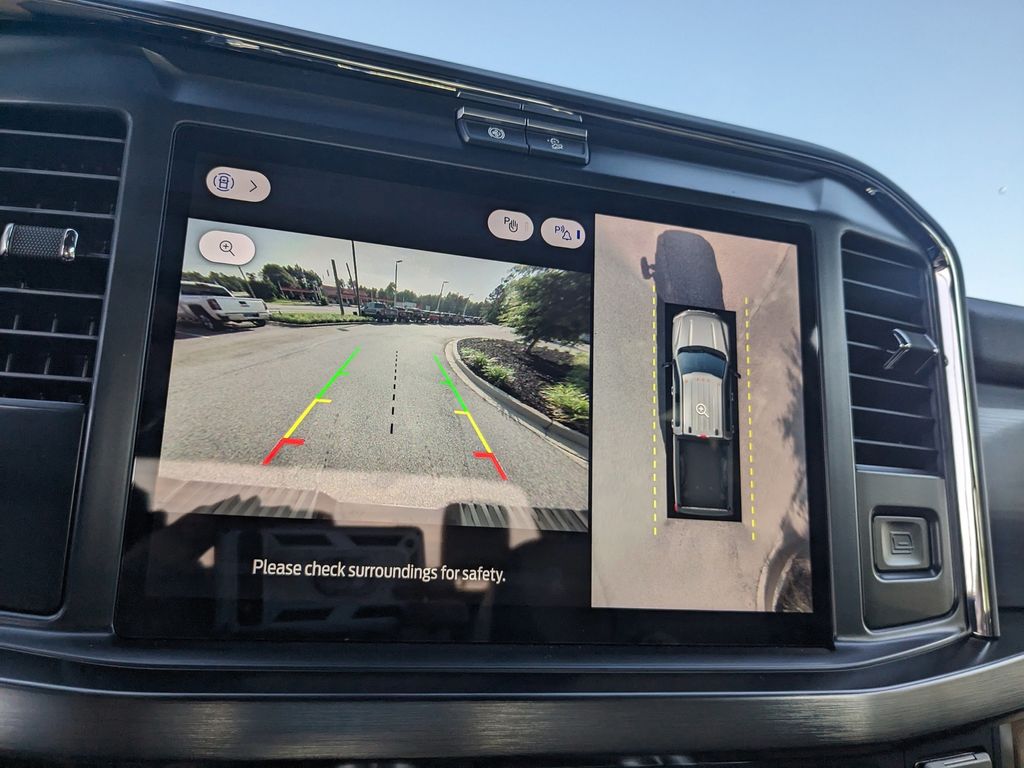 2025 Ford F-350 Super Duty Lariat