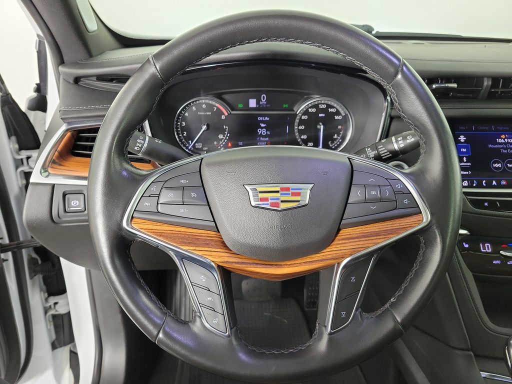 2020 Cadillac XT5 Premium Luxury White at Tom Peacock Cadillac