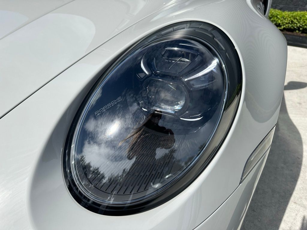 Thumbnail: 2022 Porsche 911 - 13