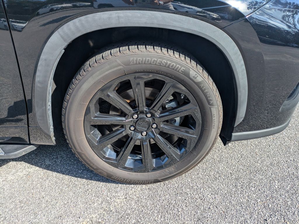 Used 2023 Toyota Highlander SUV
