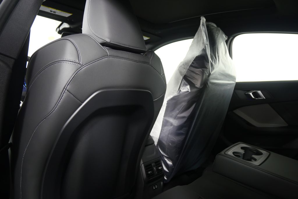 Thumbnail: 2026 BMW 2 Series - 17