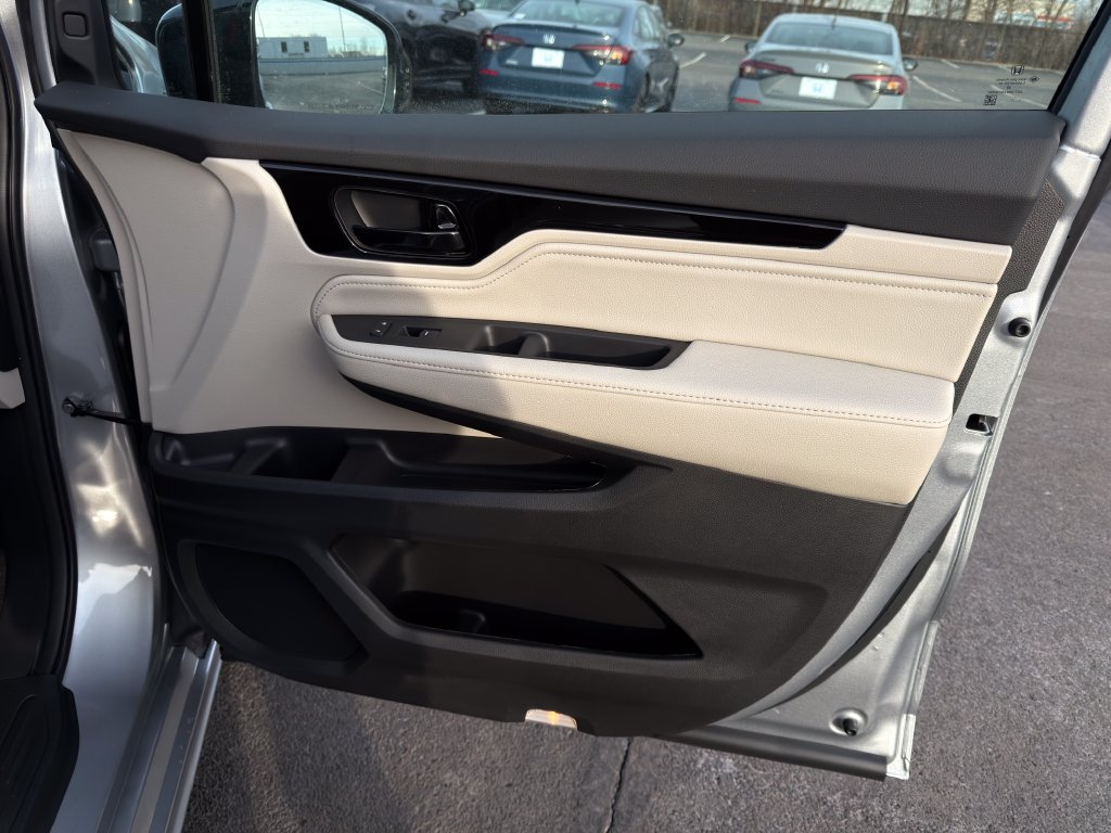 Thumbnail: 2026 Honda Odyssey - 28