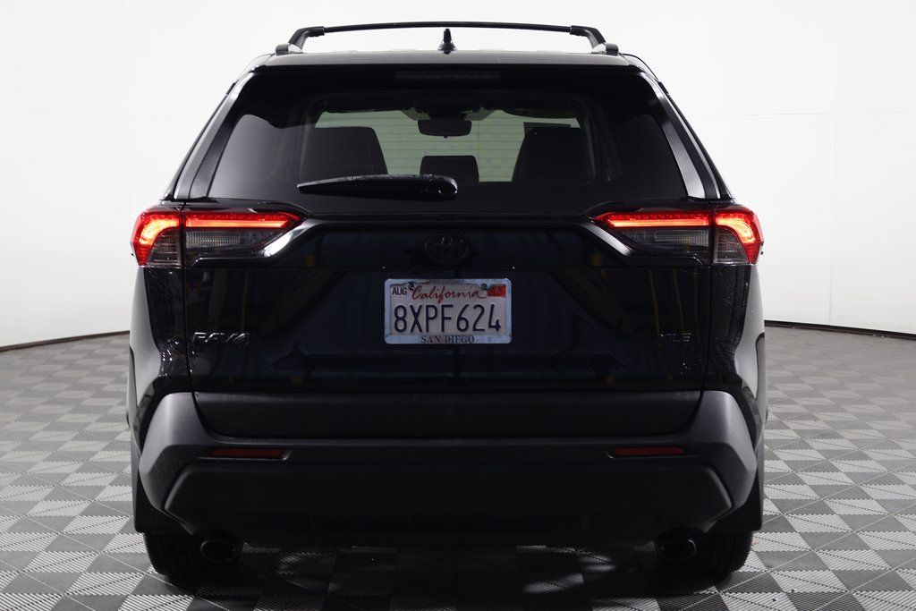 Thumbnail: 2021 Toyota RAV4 - 5