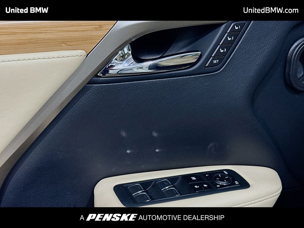 Thumbnail: 2021 Lexus RX - 3