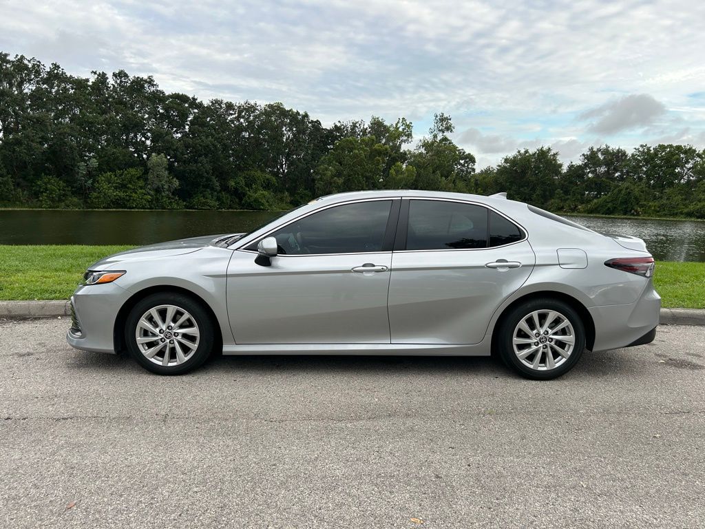 2023 Toyota Camry LE 2