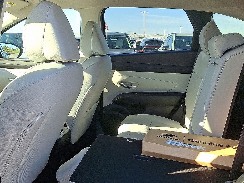 Thumbnail: 2026 Hyundai Tucson - 8