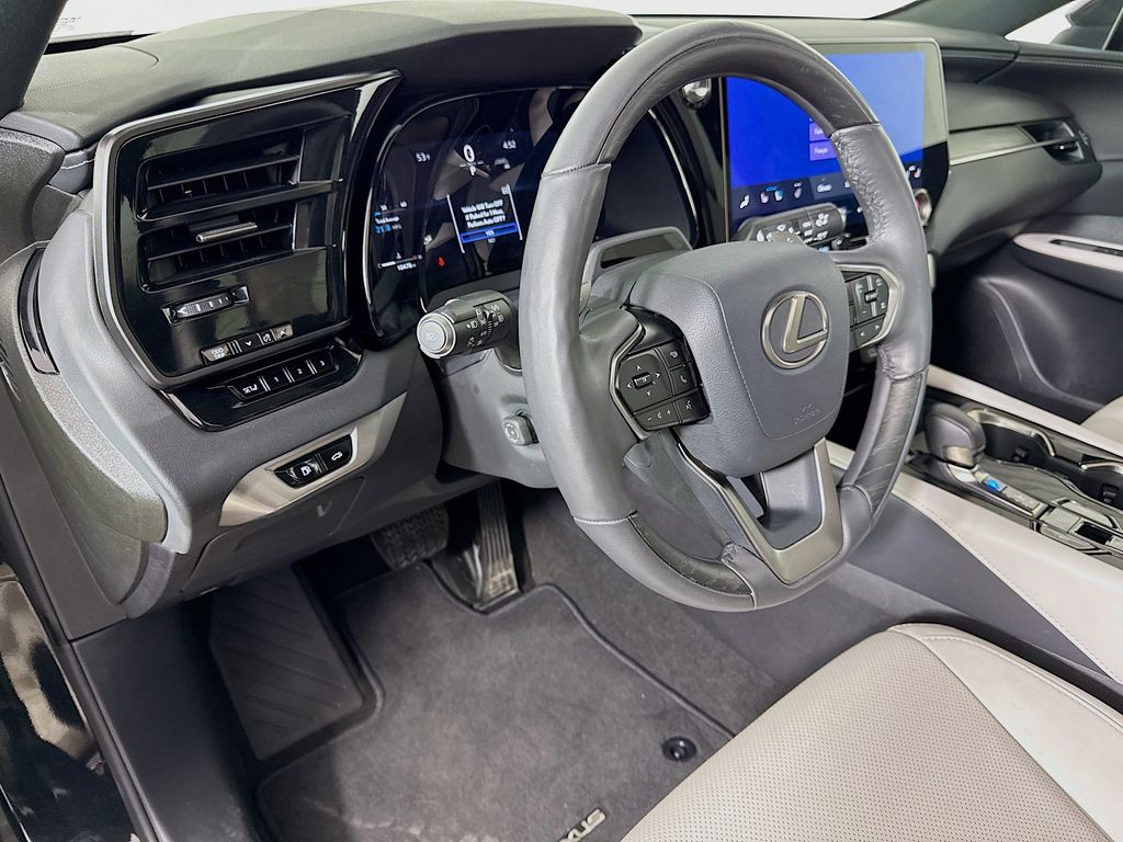 Thumbnail: 2025 Lexus RX - 9