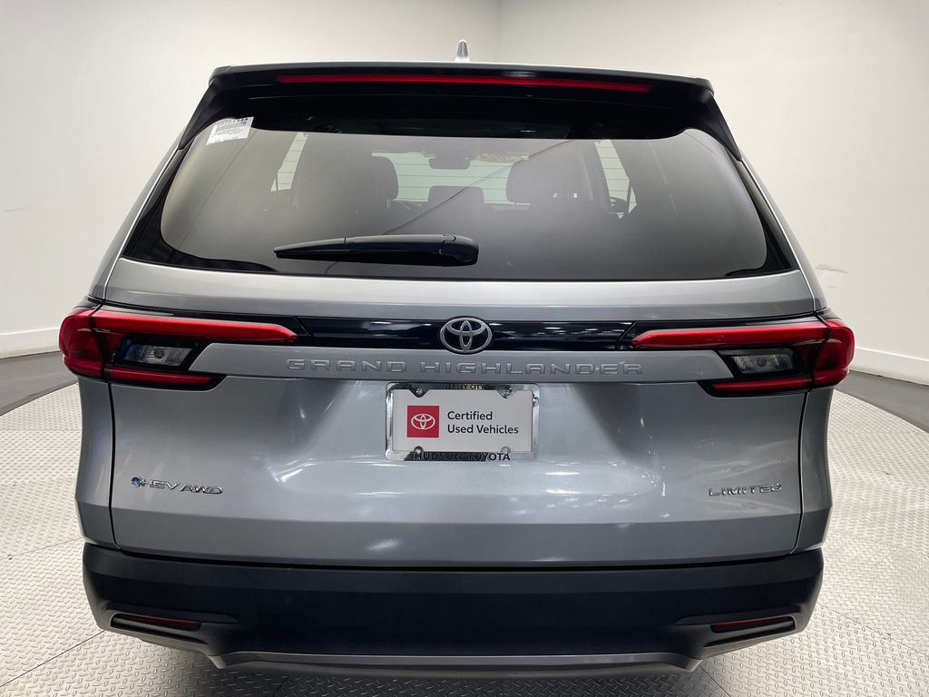 2024 Toyota Grand Highlander Limited 6