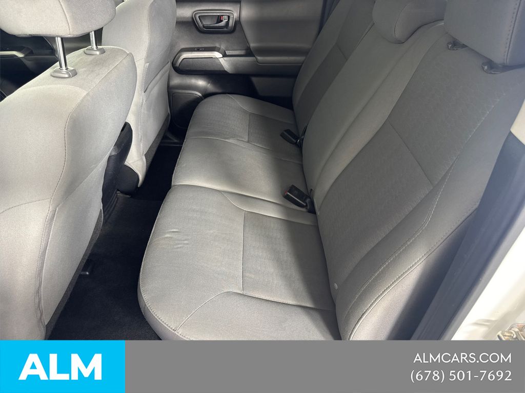 Used 2019 White Toyota SR5 image 23