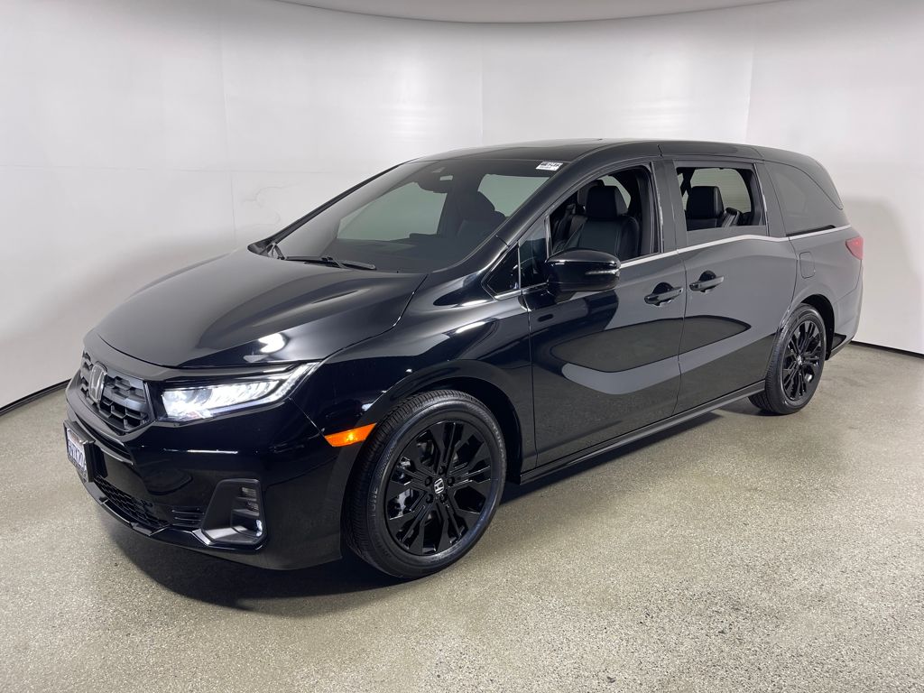 View vehicle photo 7