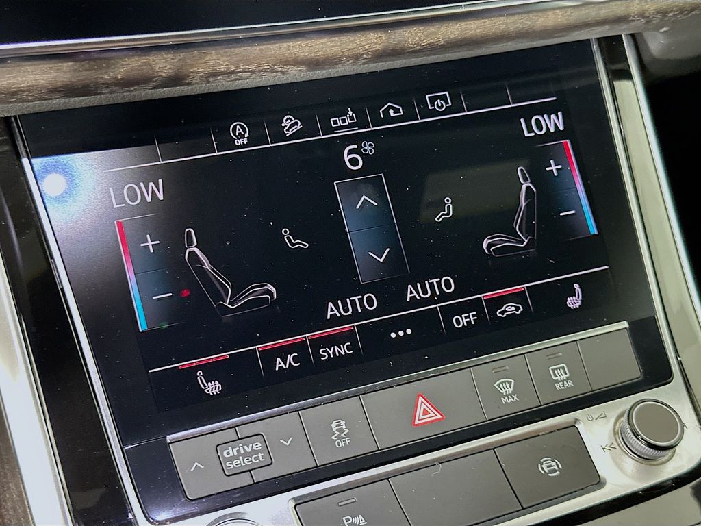 Thumbnail: 2020 Audi Q7 - 16