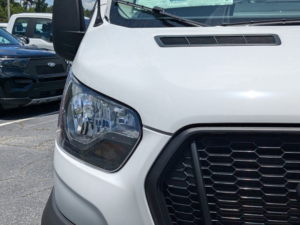 2025 Ford Transit 250