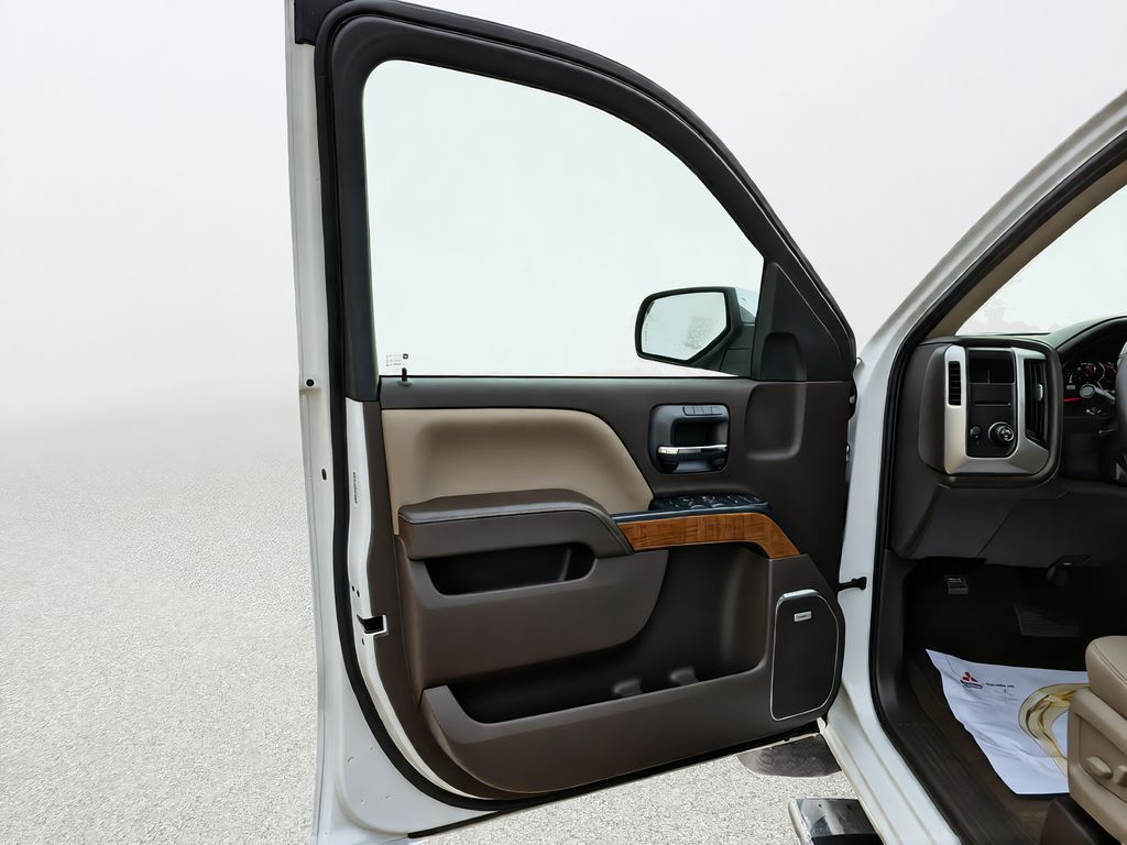 2018 GMC Sierra 1500 SLT White at Bravo Nissan