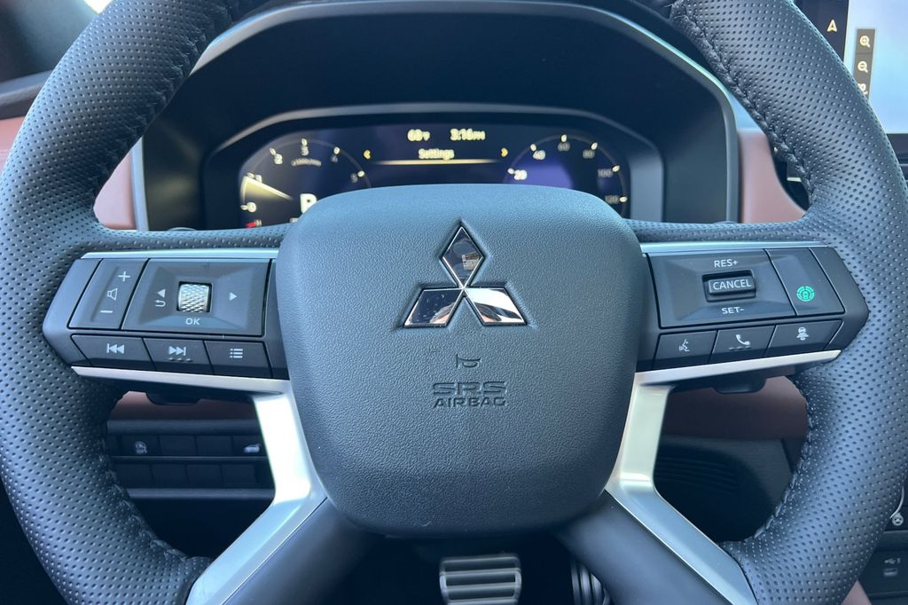 2026 Mitsubishi Outlander SEL - Photo 26