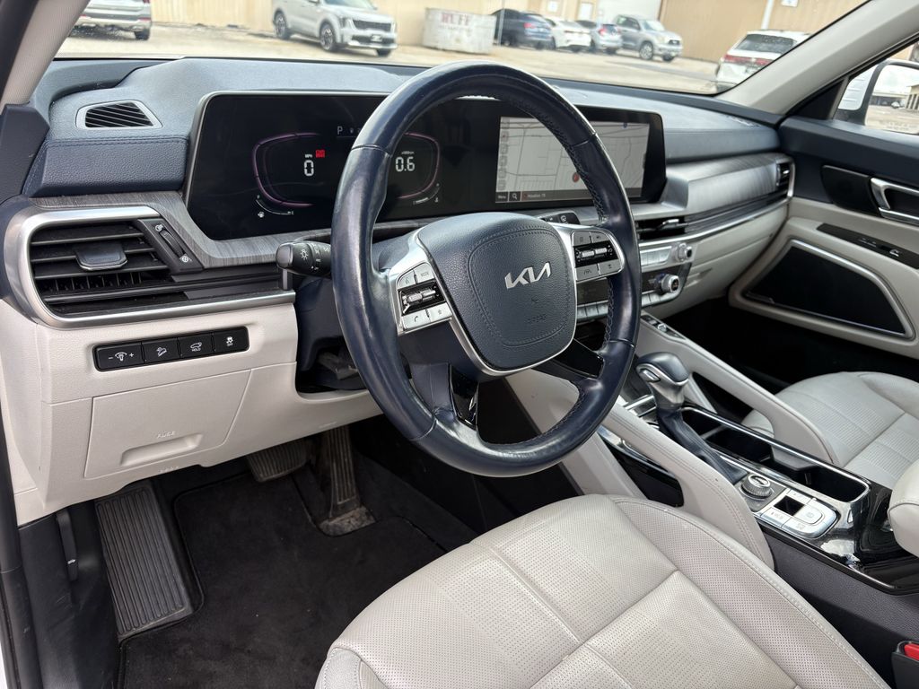 2023 Kia Telluride EX White at Community Kia