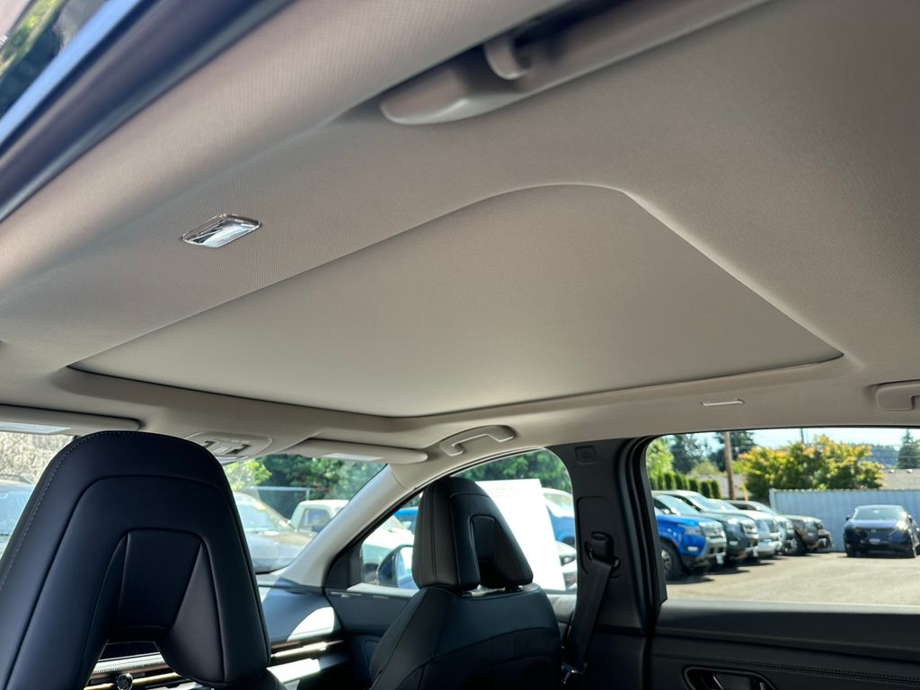 2025 Nissan Ariya EVOLVE+ e-4ORCE