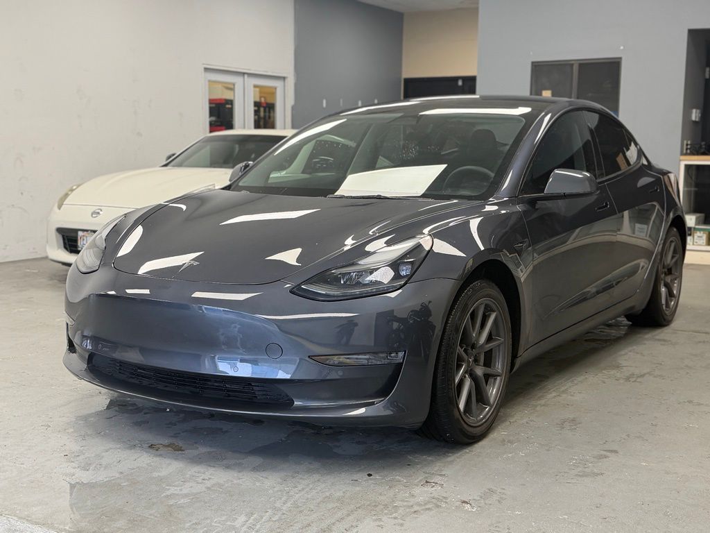2022 Tesla Model 3 RWD