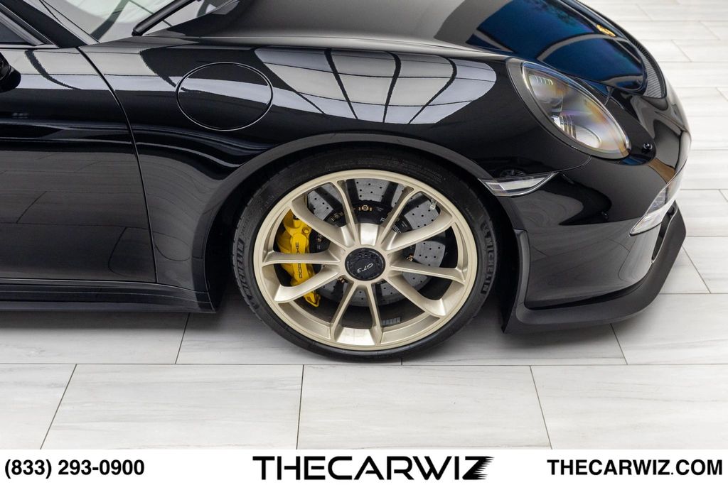 2015 Porsche 911