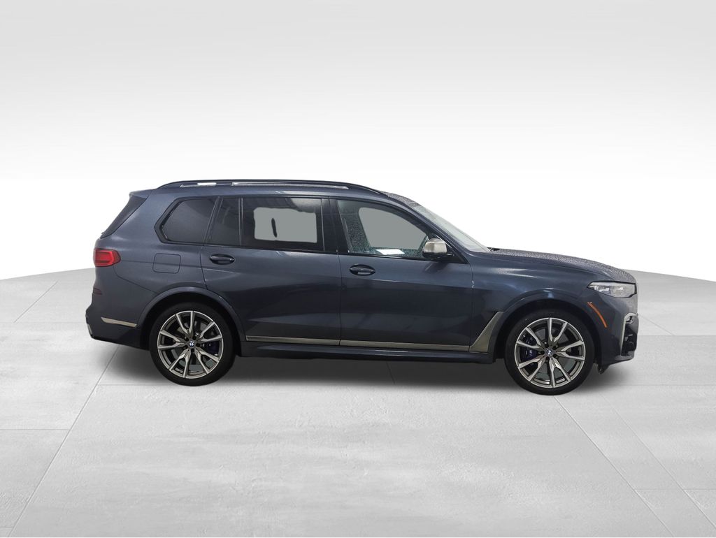 2022 BMW X7 M50i 6