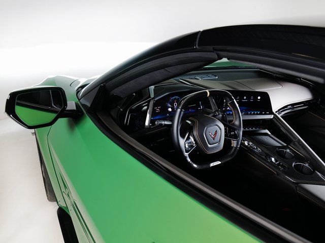 Used 2026 Green Chevrolet Z06 image 25