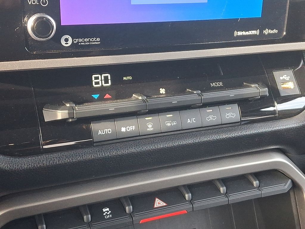 Thumbnail: 2023 Toyota Tundra - 16