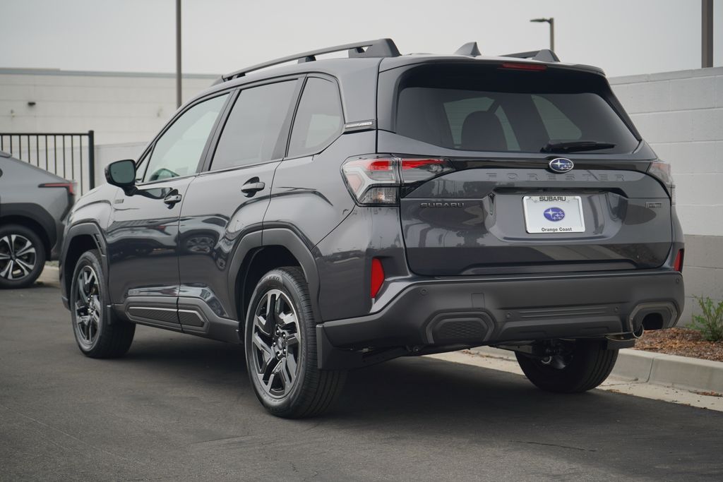 2025 Subaru Forester Limited 3