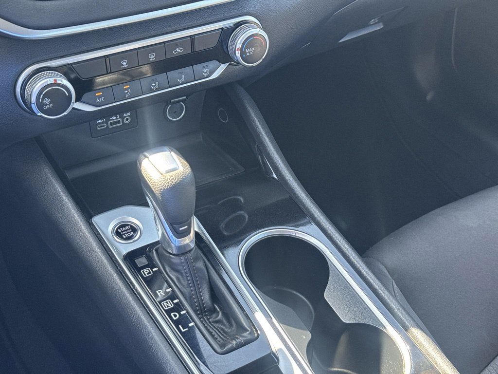 2021 Nissan Altima SV FWD